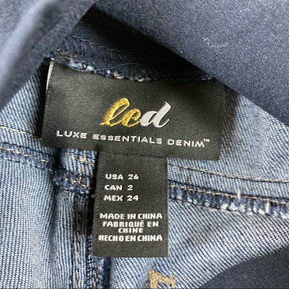 led Full Panel Crop Flare Bootcut Maternity Jeans - Picture 3 of 13